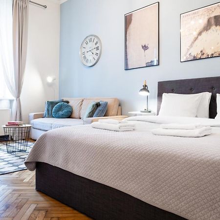 Househost Apartment - Kupa 2 クラクフ エクステリア 写真